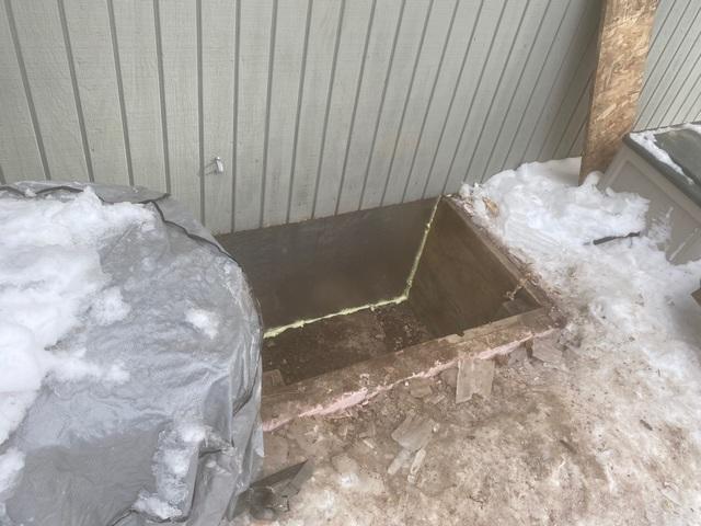 SilverGlo™ Crawl Space Door