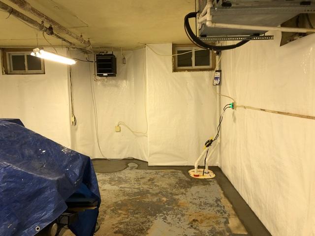 CleanSpace Vapor Barrier with TripleSafe Sump Pump