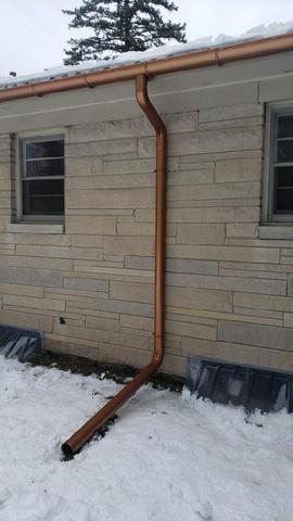 Coppertone downspout