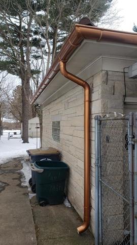 Coppertone downspout