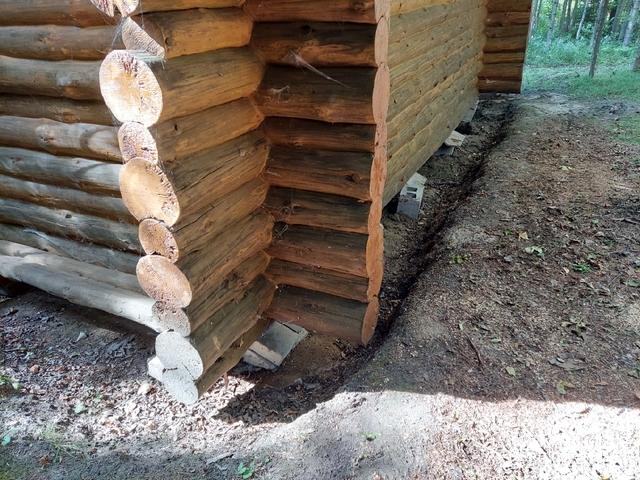 Settling Foundation Affects Main Cabin Floor