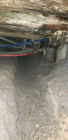 Before Crawl Space Remediation