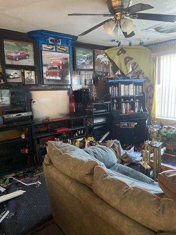 We were hired by a property manager to clear out a 1 bedroom apartment where all the items had been glued down by the former tenant. Not an easy job by any means but we were able to get it cleared out and had a super happy property manager and building supervisor when all was done!