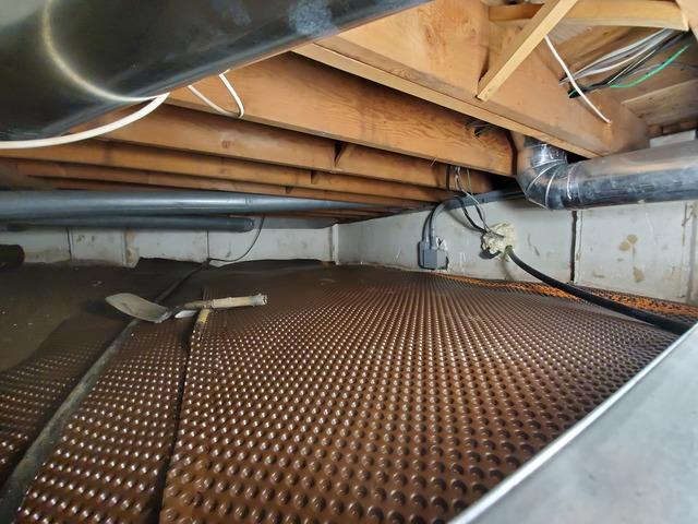 Completed Drain Mat On The Back Area Of The Crawl Space