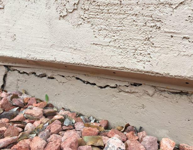 Larger Horizontal Stem Wall Cracks