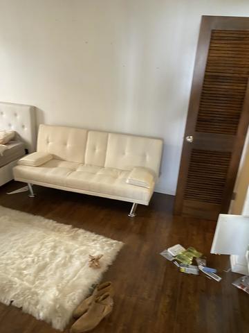 <p>Living room</p>