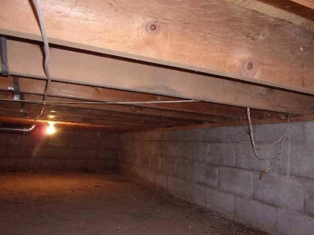 Dirt Crawl Space Allows Moisture to Enter
