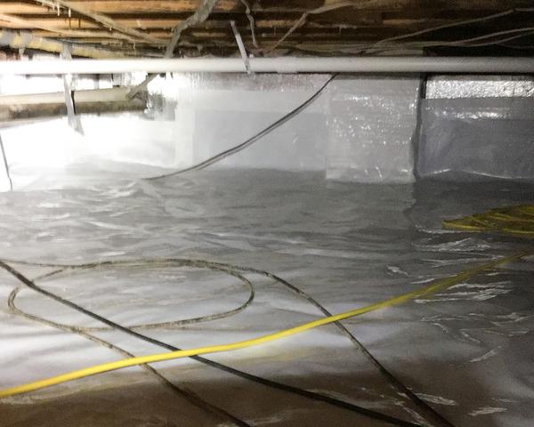 Protecting the Crawl Space from Moisture