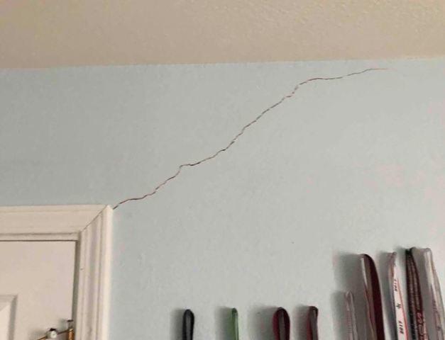 Drywall Cracks