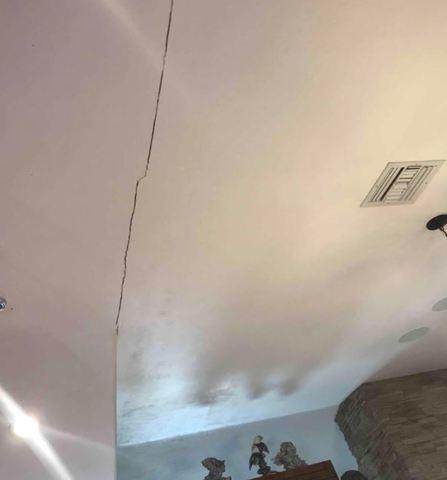Ceiling Cracks