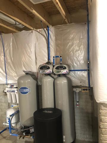 <p>EVRS 45000 Softener, EVFE 13x54 Iron filter, 525-P RO System and a Sand Filter.</p>