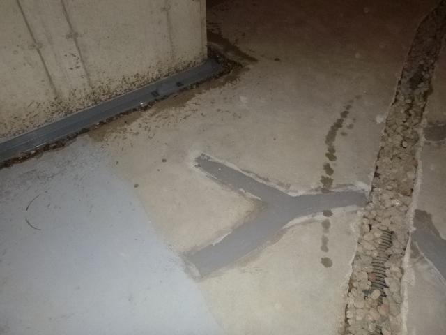 Lateral Drain and Epoxy Floor Cracks Sealing