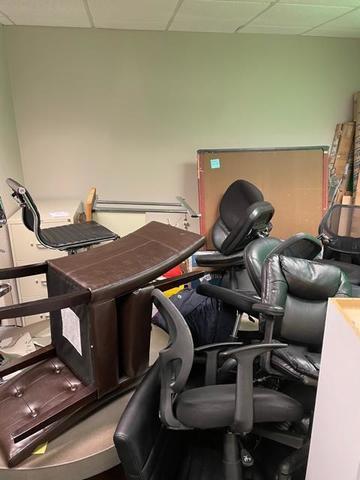 <p>Office furniture</p>