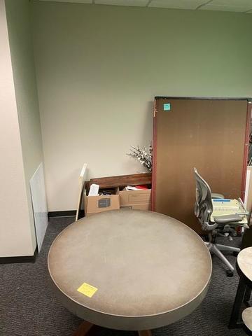<p>Room to move</p>