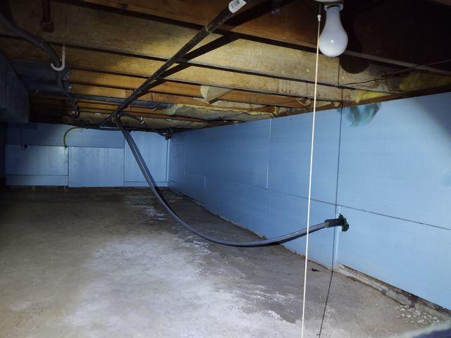 If we look at Ella's basement we can tell that there is some evidence of flooding. This can lead to increased allergens, mold, and strange smells in the future. After our team is finished, those concerns will disappear.