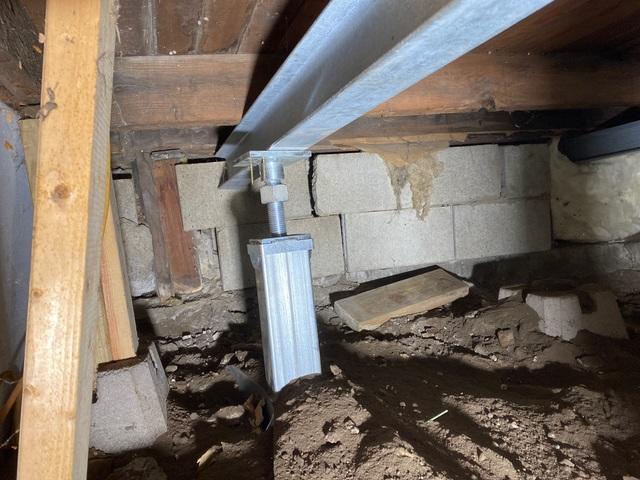 SmartJackĀ® System Stabilizes Sagging Floors