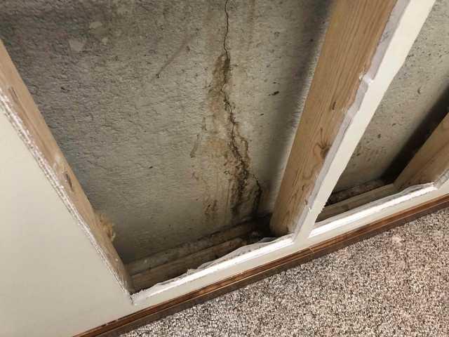 Epoxy Crack Injection