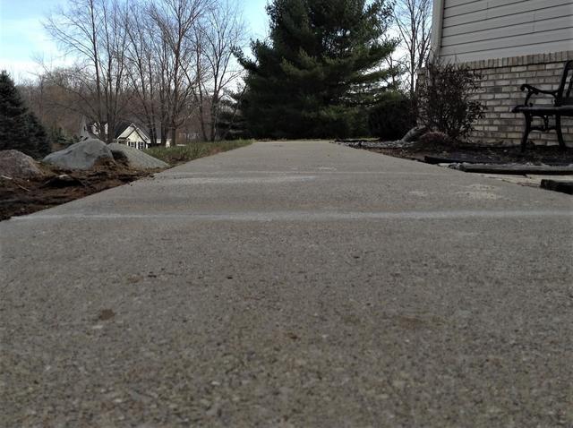 Concrete Sidewalk Before PolyLevel