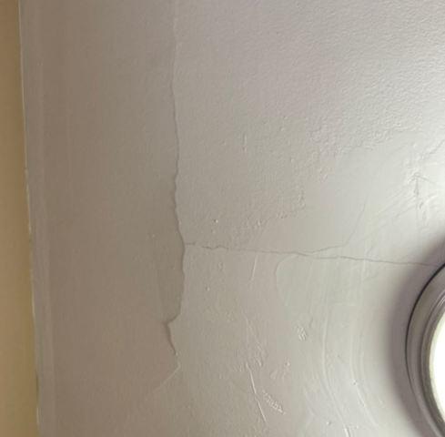 Ceiling Cracks