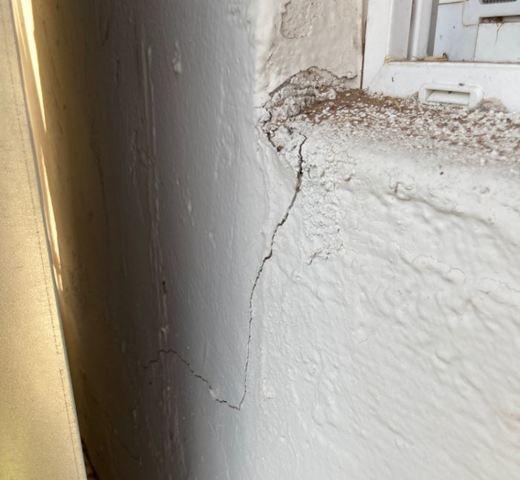 Foundation problems: Settlement Symptoms - 2