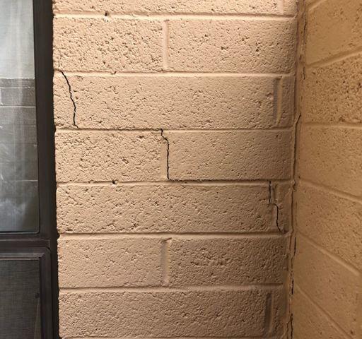 Stair Step Cracks in Brick or Blockwork