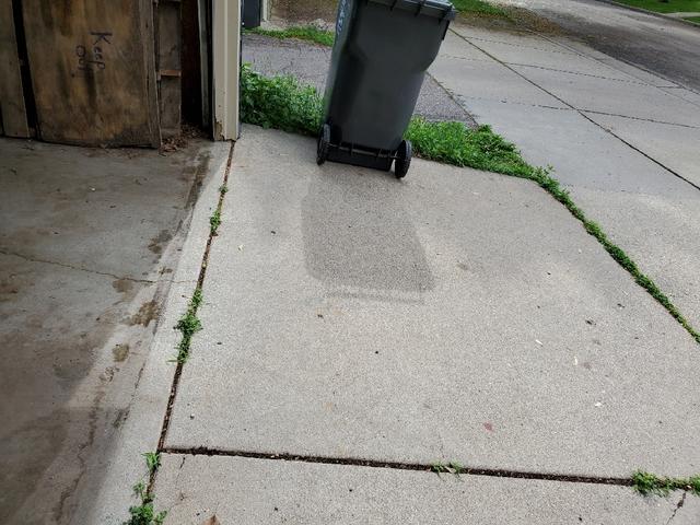 Sinking Garage Apron in Saint Paul, MN