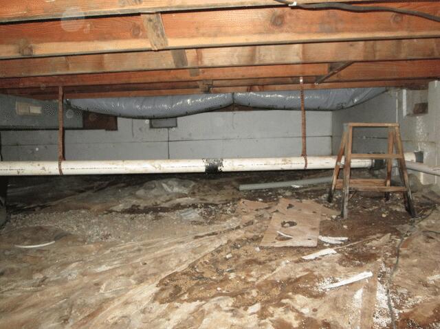 <p>Here is a picture of a bad crawl space. If yours looks like this, Northern States Basement Systems can help!</p>