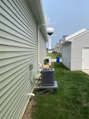 Exterior radon mitigation fan