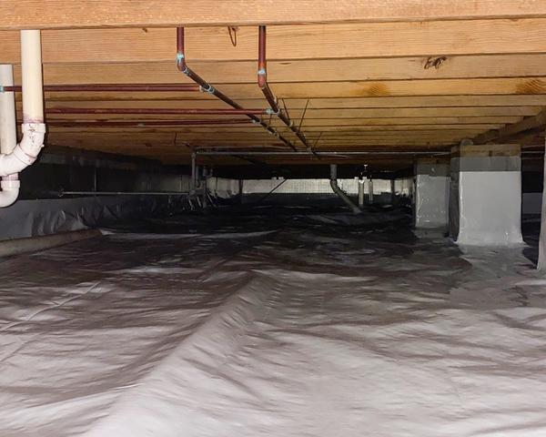 When Southeast Foundation and Crawl Space Repair installs the CleanSpace Encapsulation System we seal off the crawl space from outside elements like water vapor and air entering the crawl space.