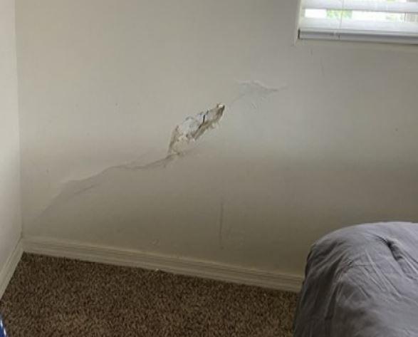 Diagonal Cracks in Drywall