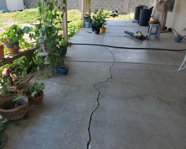 Heave problems might be anywhere around your house. But normally, the signs of stress appear where there is the most amount of exposure to moisture. One of the most common signs of heave problems is slab cracks.