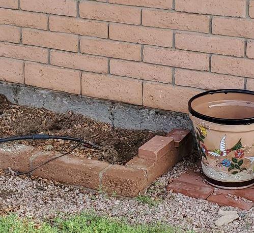 Vertical Concrete Cracks on Stem Wall Down in Mesa, AZ
