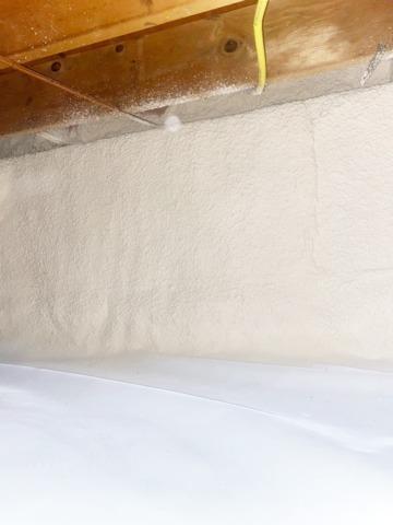 Spray Foam Insulates the Vertical Crawl Space Walls