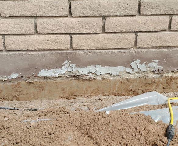 Stem Wall Failure Signs: Flaking Paint