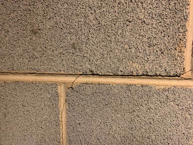 Block Wall Cracking