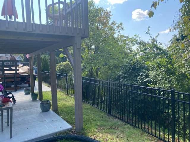 4' Black Aluminum Classic, 3 Rail, Commercial Grade, Flush Bottom