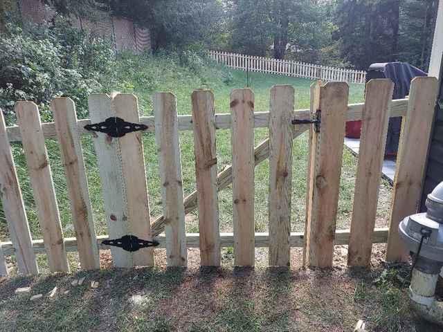 4' Natural Picket4' Natural Picket Pressure Treated Wood (2) 4' gates / (1) 8' double gate(2) 4' gates / (1) 8' double gate