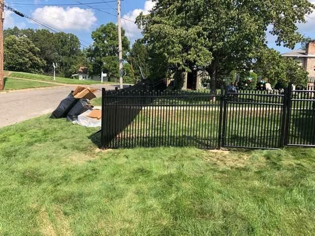 4' Black Aluminum Fence Blue Ridge, Extra Picket, 3 Rail, Flush Bottom (2) 4' gates / (1) 8' gate