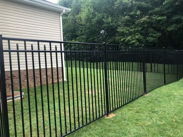 4' Black Wilmington, 3 Rail, Commerical Grade, Flush Bottom Aluminum Fence