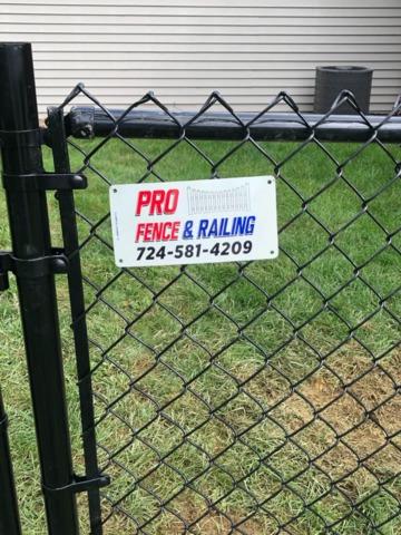 4' Black Chain Link (1) 6' double gate