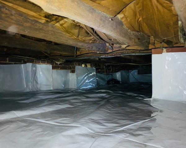 The CleanSpace Encapsulation System reduces the moisture level and humidity in the crawl space which doesn't allow mold and mildew to grow.