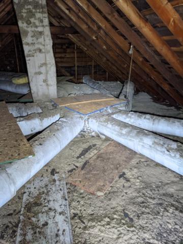Unsealed ducts and chimney in Bloomington, IL