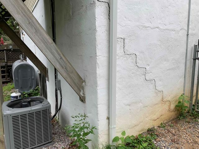 Stair-step Cracks