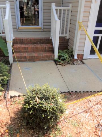 With our patented solutions, we evened out and stabilized the concrete walkway.