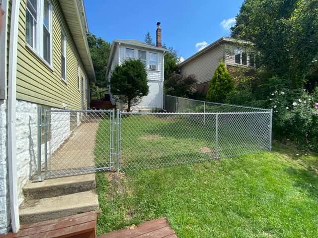 4' Galvanized Chain Link (3) 4' gates Back Yard Installation