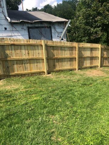 6' Natural Pressure Treated Wood Privacy Fence (1) 4' gate Installation