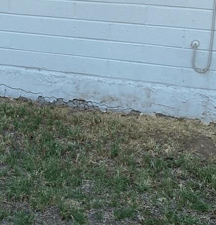 Spalling Concrete in Stem Wall in Phoenix, AZ