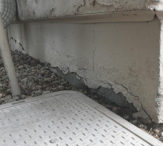 Stem Wall Failure Symptoms: Spalling Concrete in Phoenix, AZ