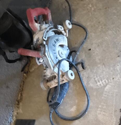 Crack Stitching Concrete Repair System: Nonparallel Cuts