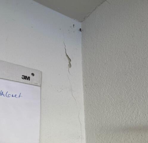 Symptom of Foundation Problems - 1